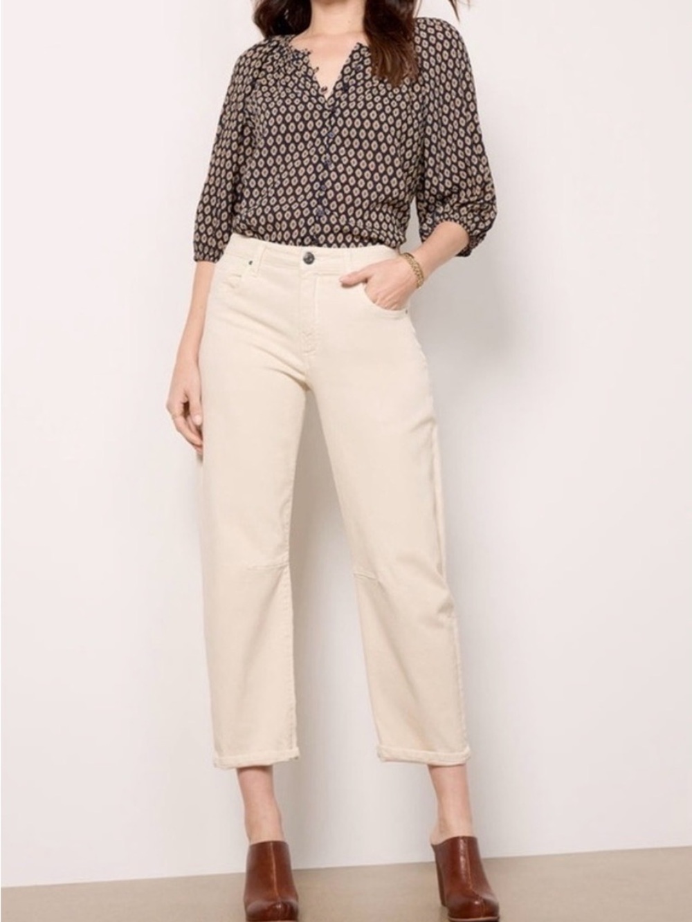Kut from the Kloth Ashley High Rise Slouchy Barrel Jeans cream/ecru Size 10 - Picture 2 of 12